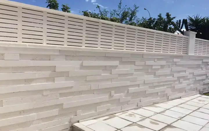 Wall and Fence Construction in Mérida